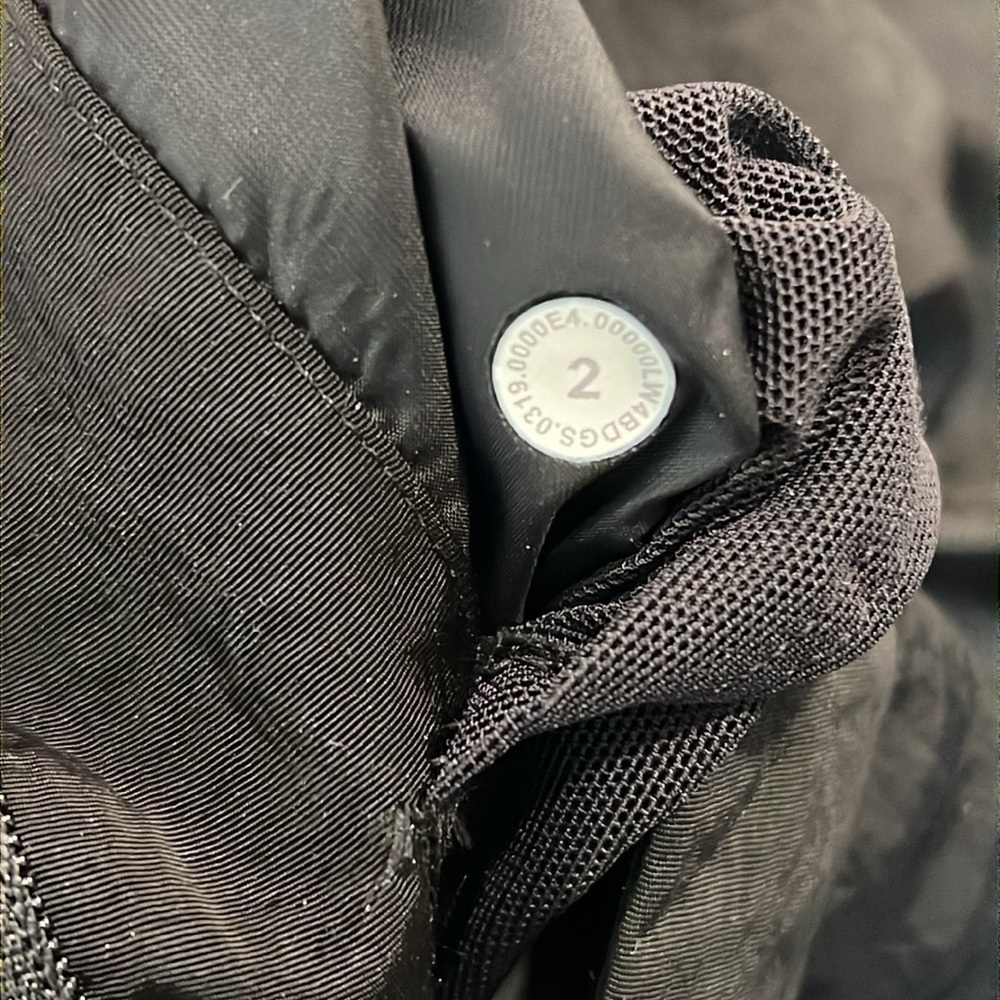 Lululemon Black Non-Stop Reversible Bomber Jacket Size 2 - Picture 11 of 13